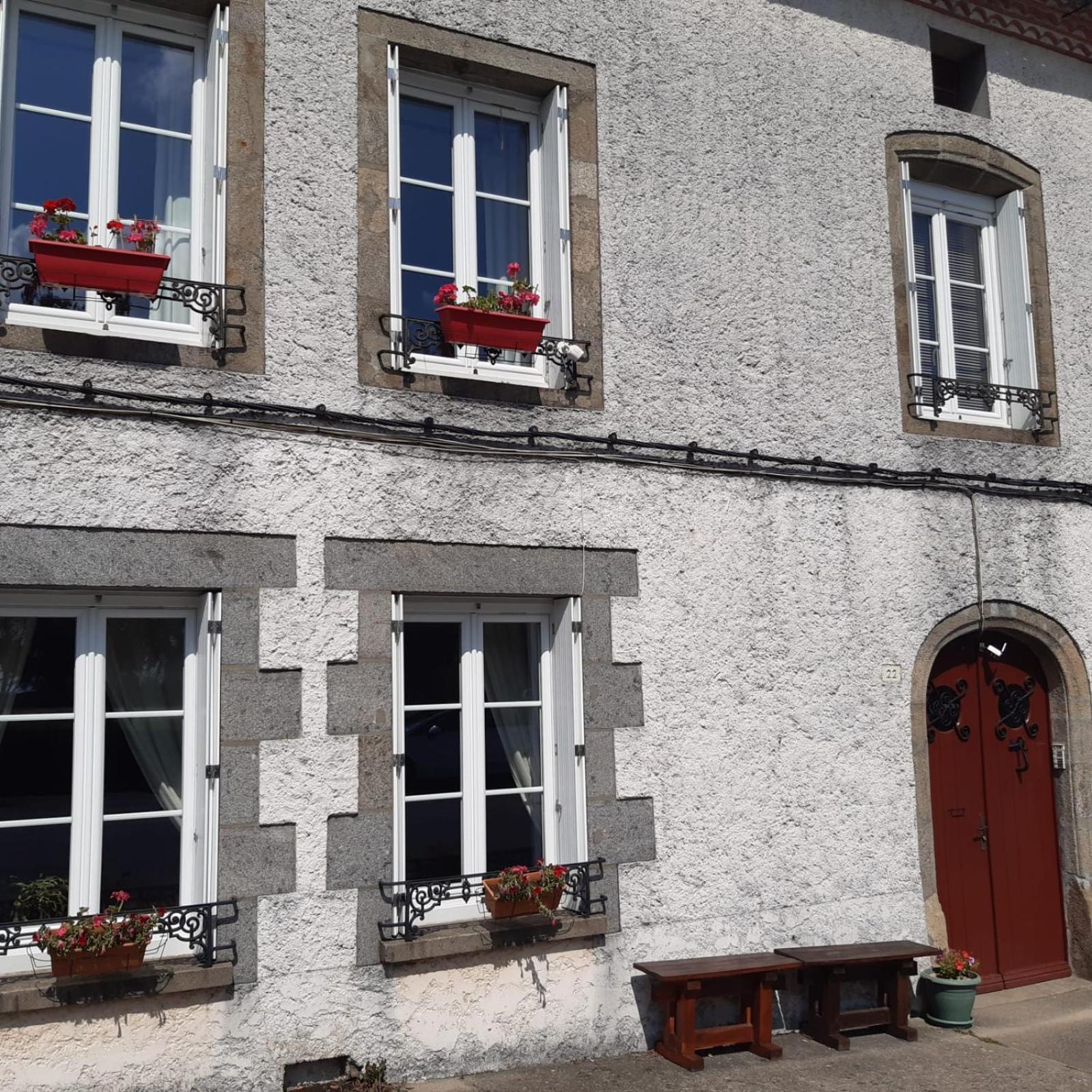 Number 22 - - One With Garden & Free Parking Le Dorat
